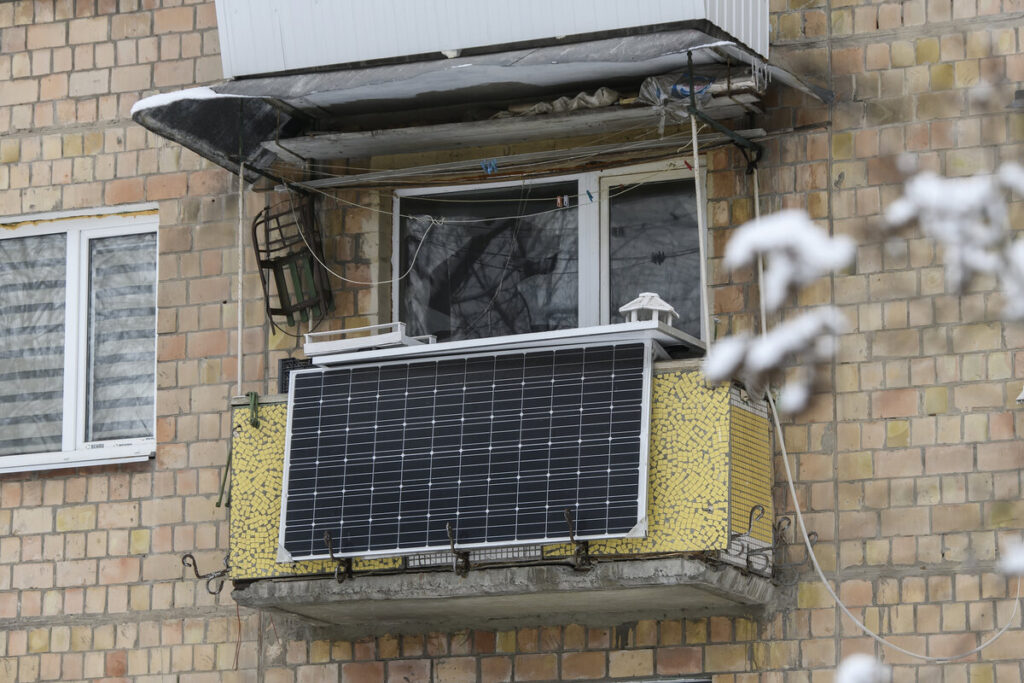 Solar products for balconies are starting to enter the US market